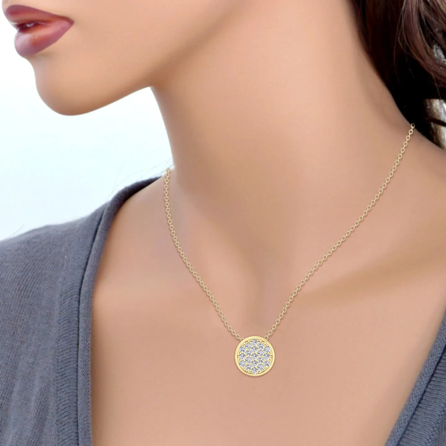 1/3 Carat TW Diamond Circle Pendant Necklace