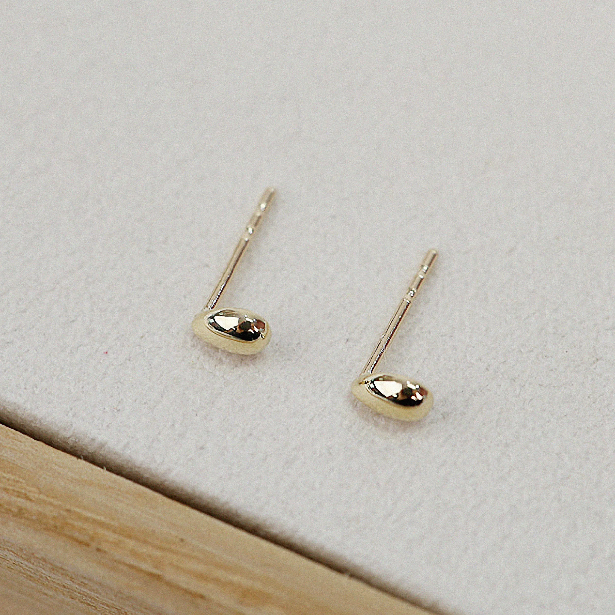 14K Petite Teardrop Earrings