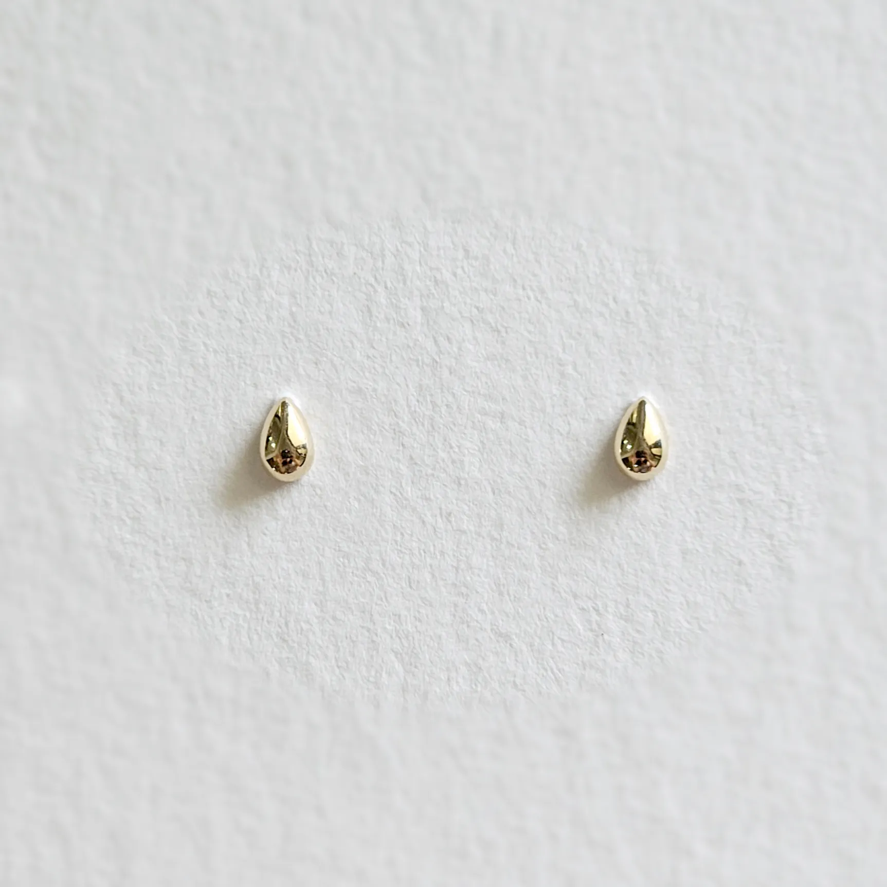 14K Petite Teardrop Earrings