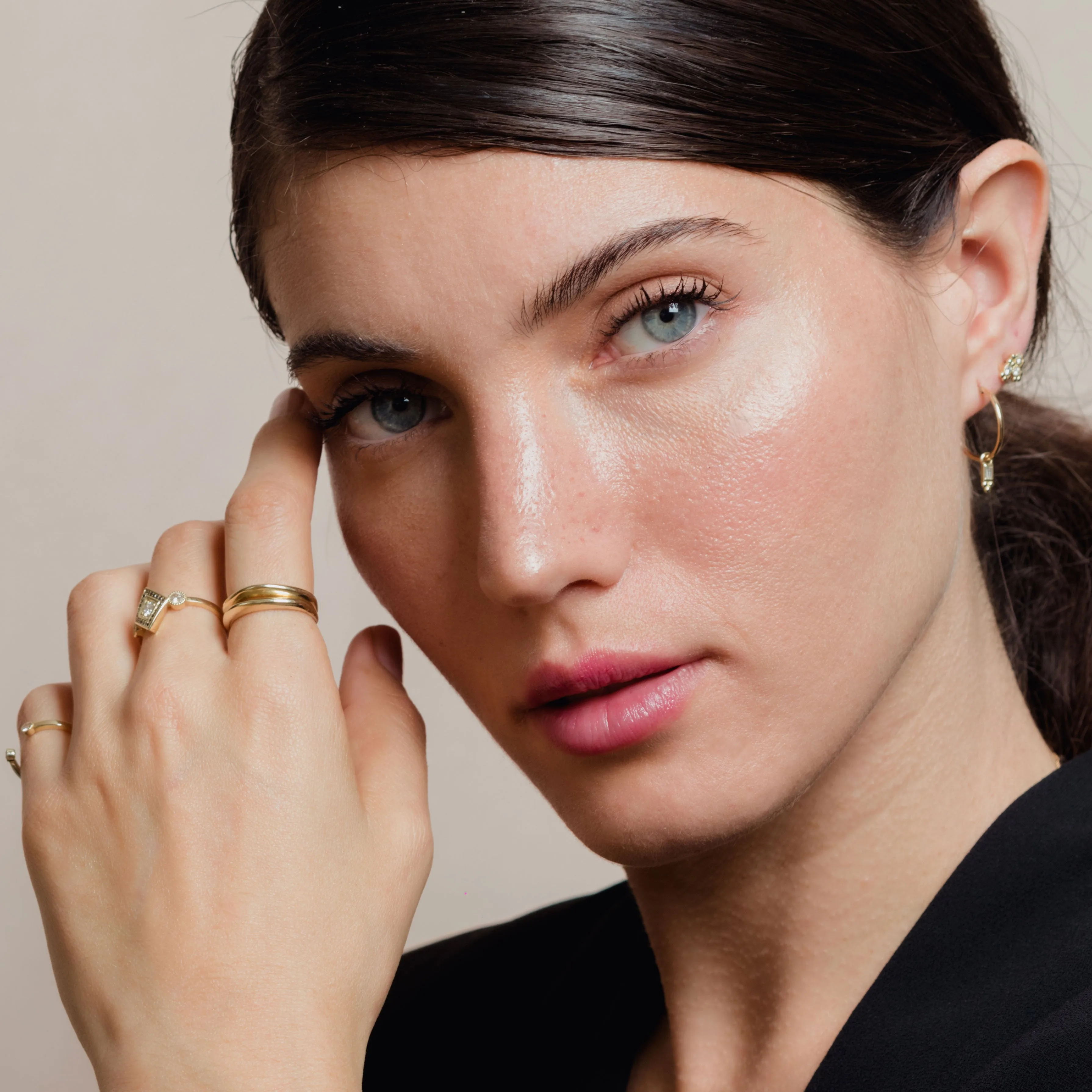 Artemis - diamond hoop earrings