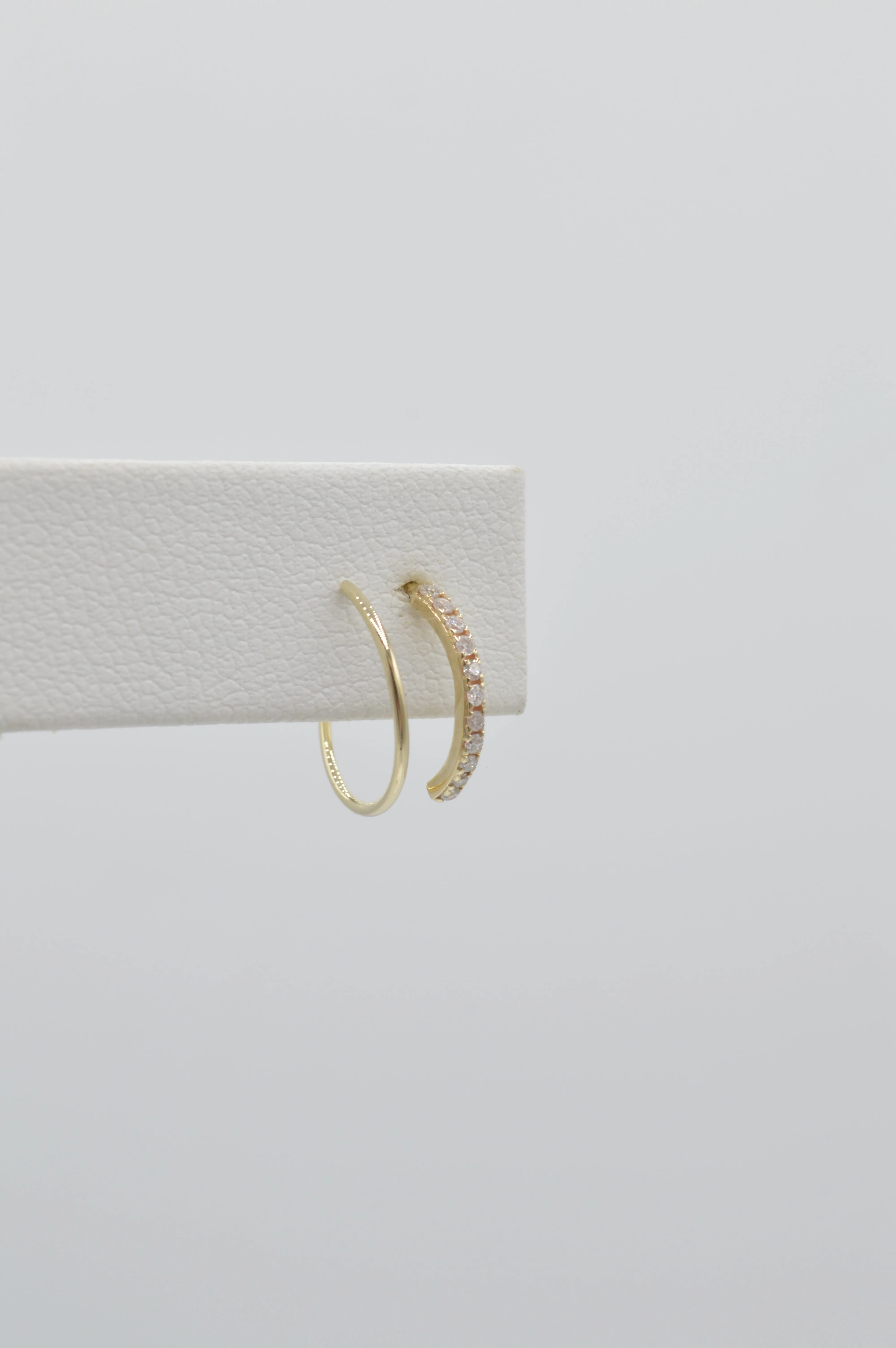 Double-Hoop Threader, 14k