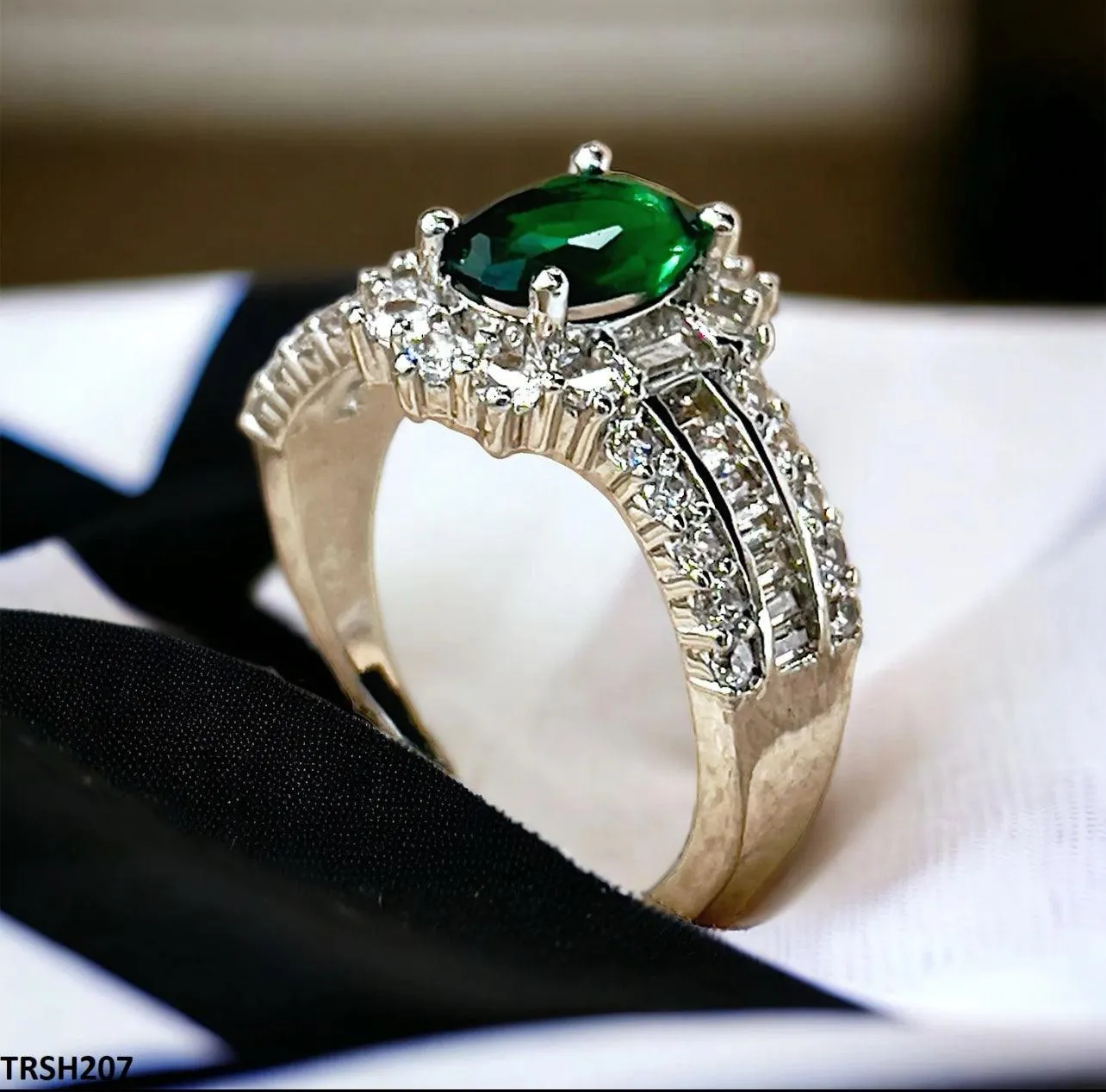 Emerald Step Adjustable Ring