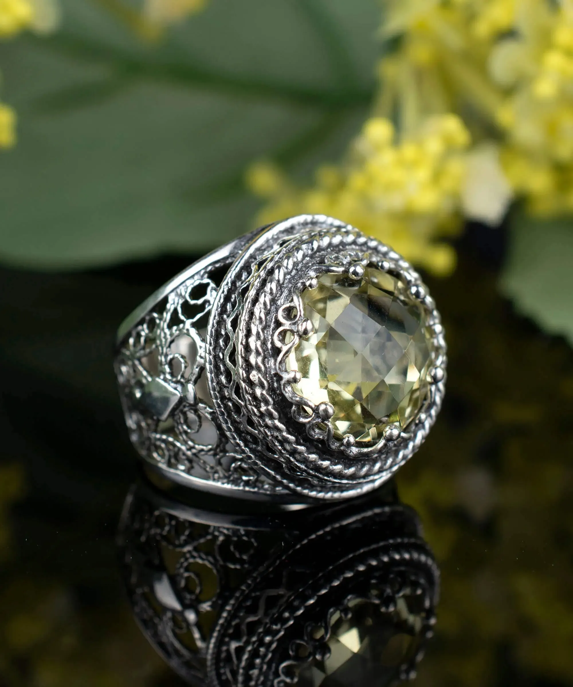 Filigree Art Lemon Quartz Gemstone Women Silver Bold Ring