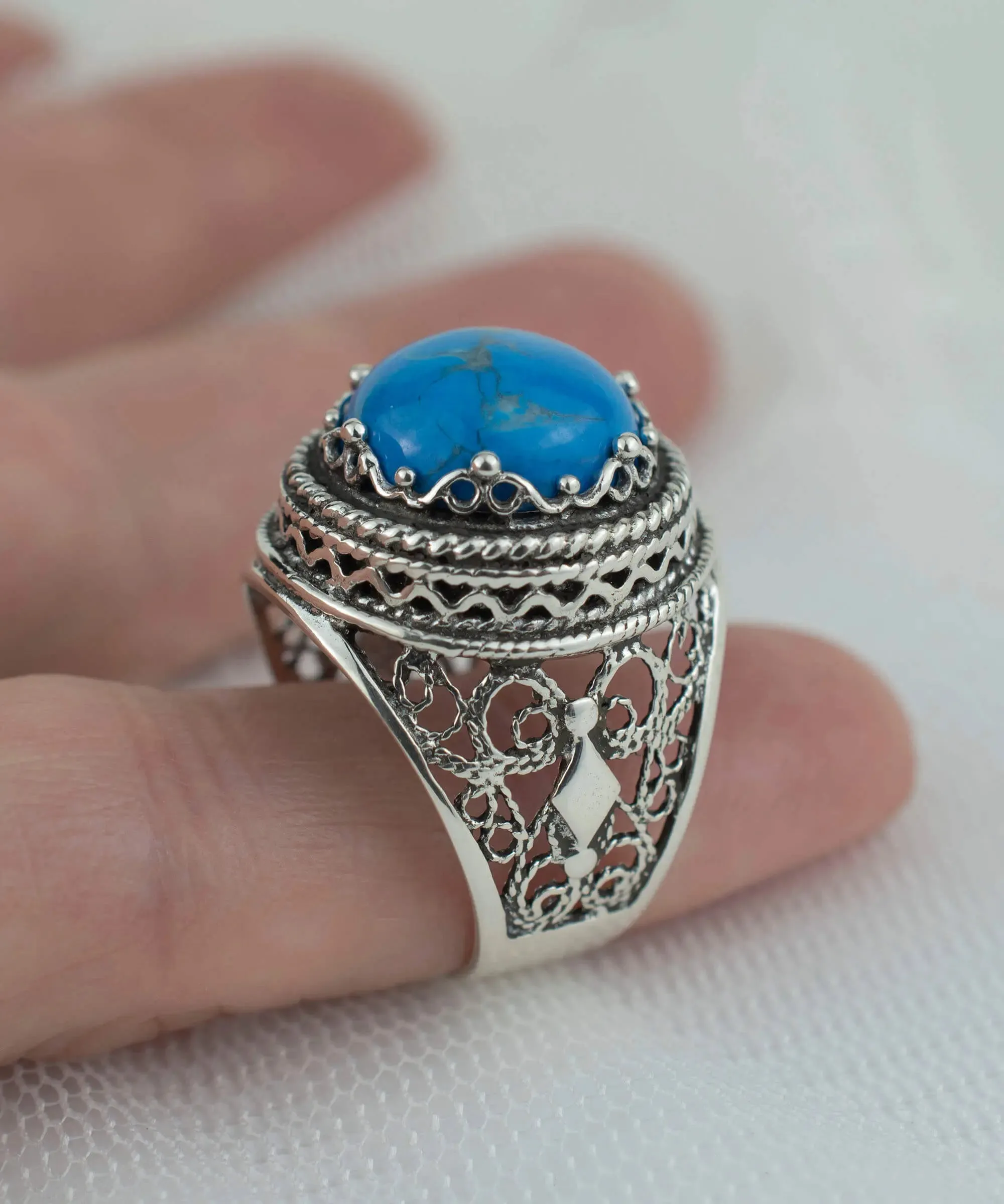 Filigree Art Turquoise Gemstone Women Silver Bold Ring