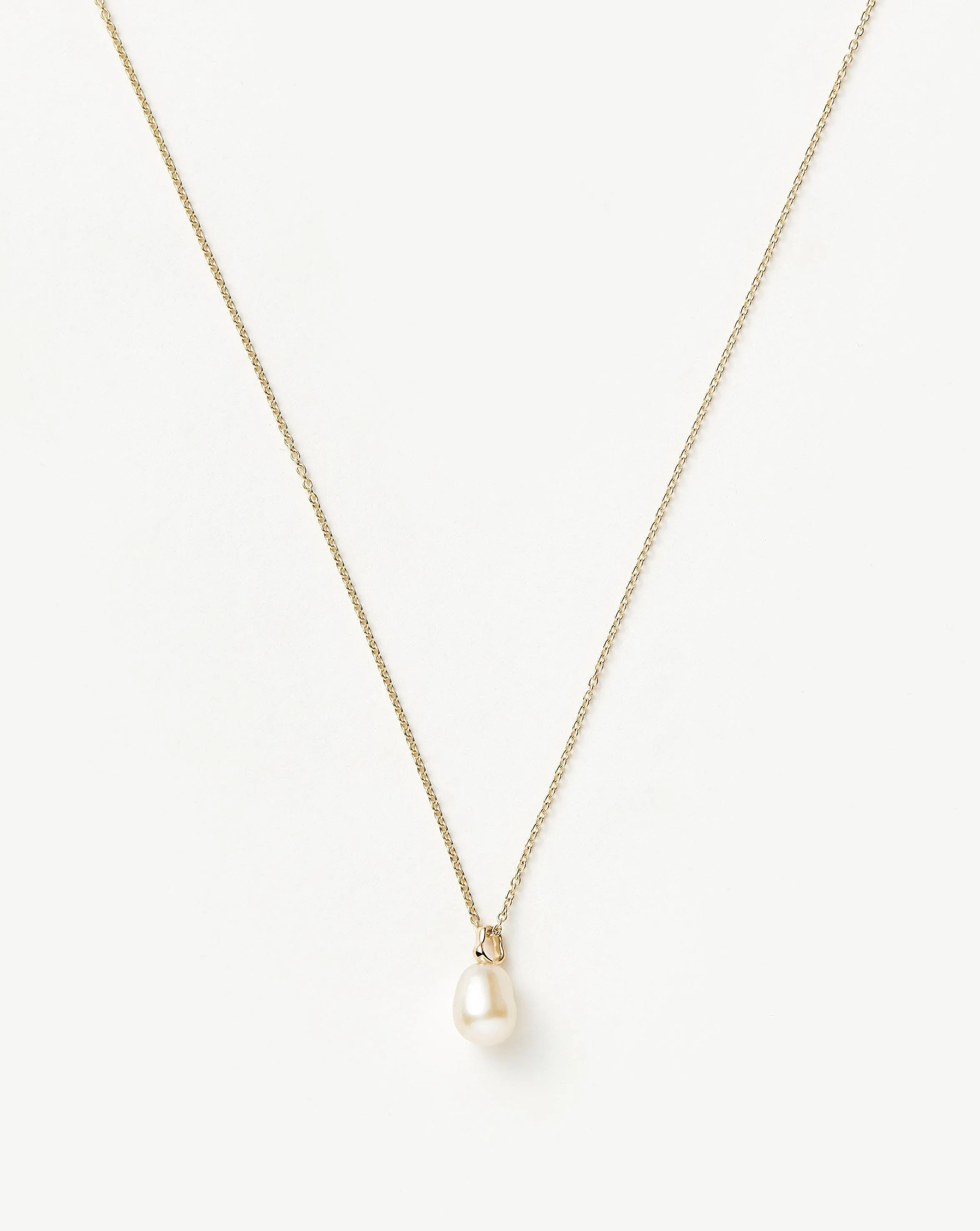 Fine Pearl Pendant Necklace