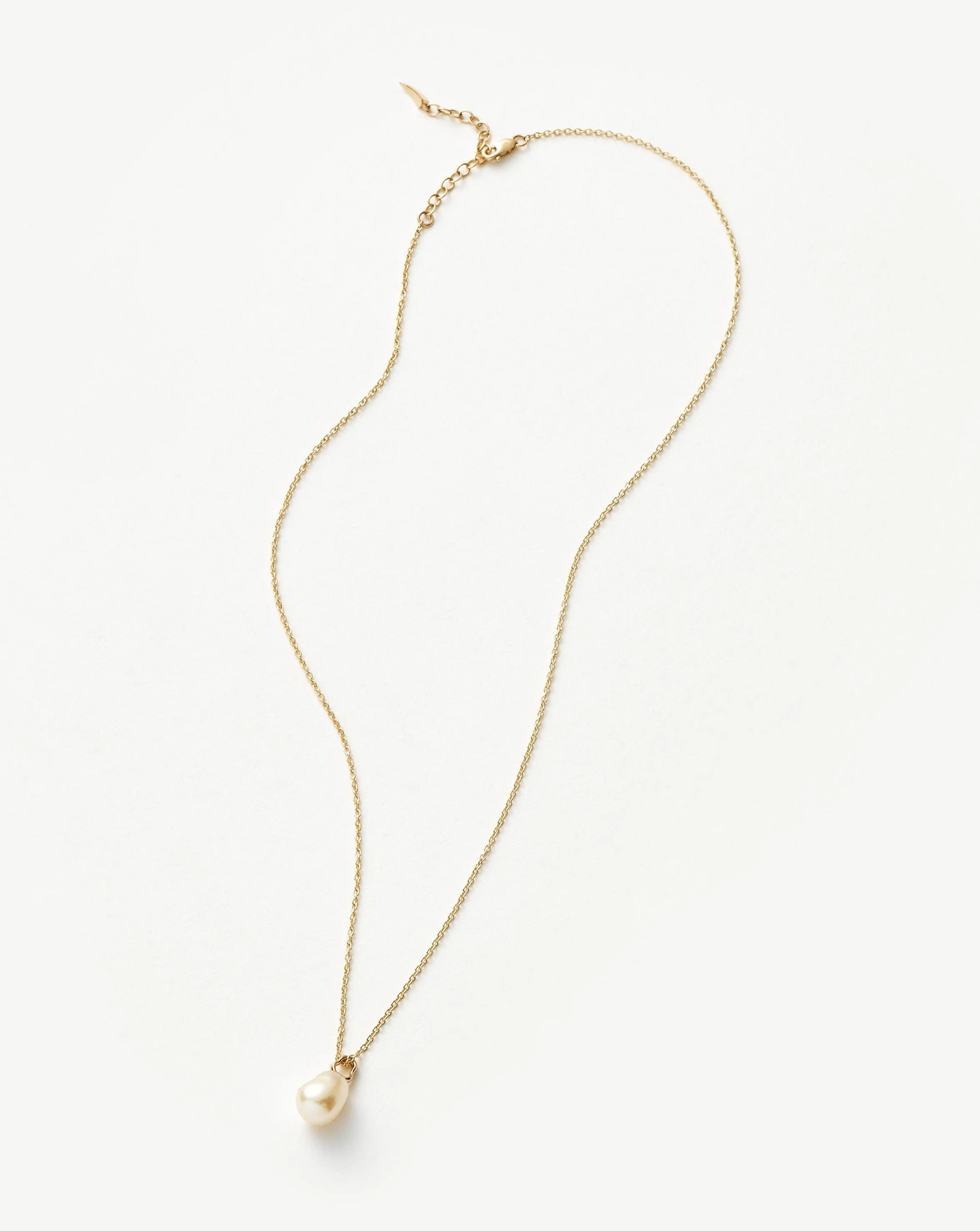 Fine Pearl Pendant Necklace