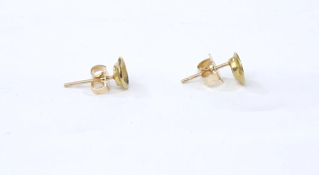 Gold Anemone Studs