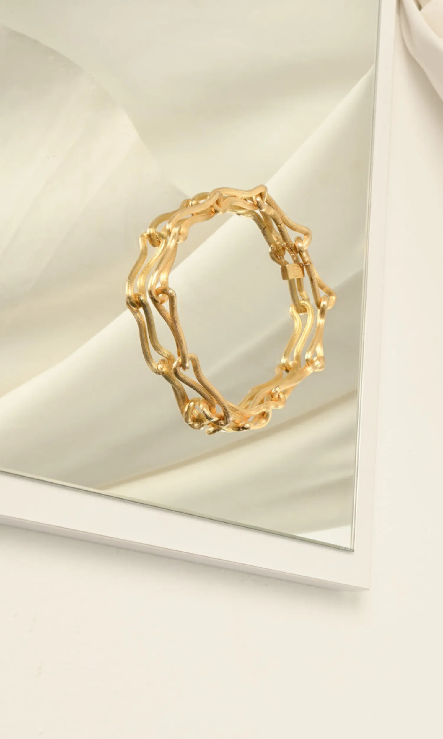 KAI NECKLACE IN GOLD
