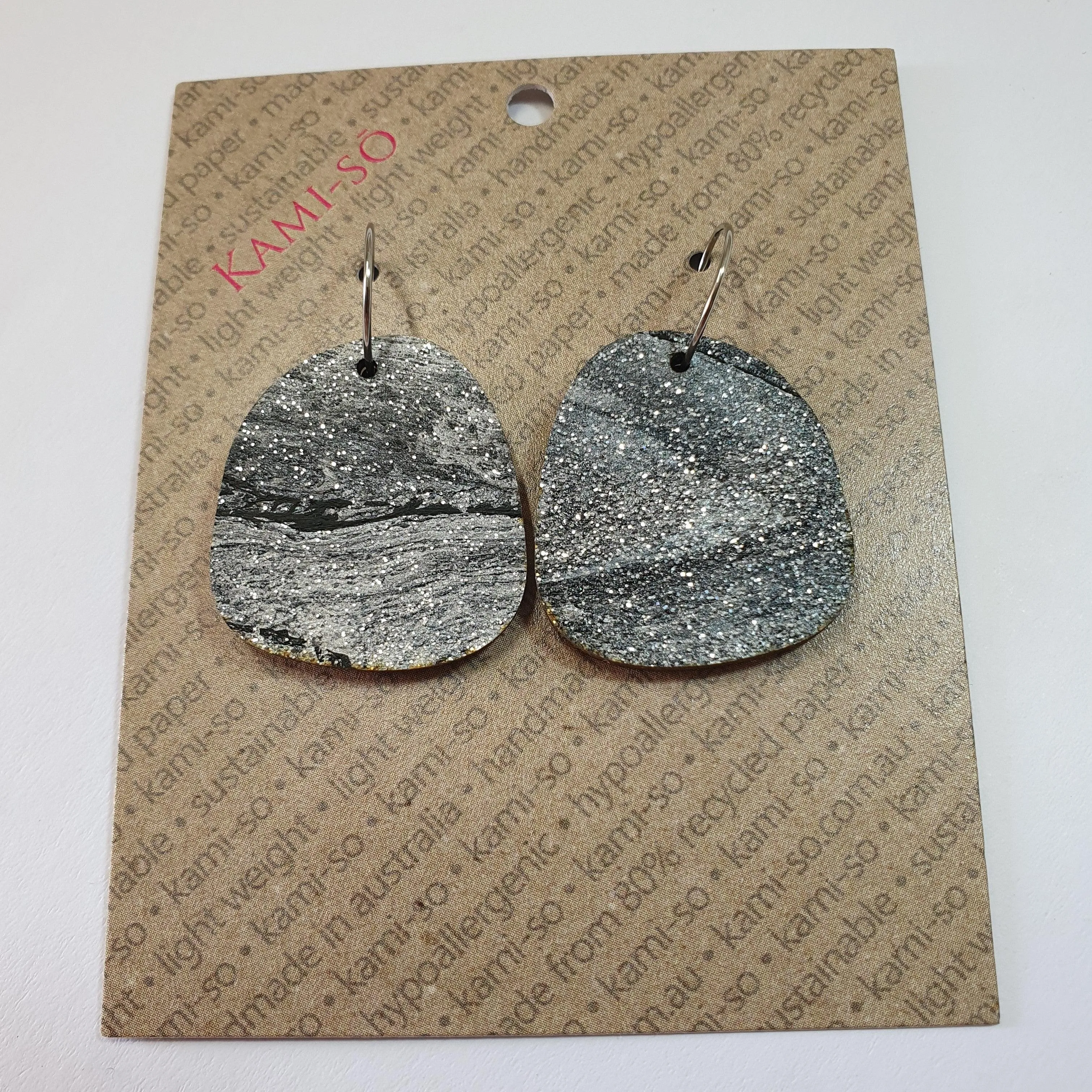 Kami-So Oval Earrings