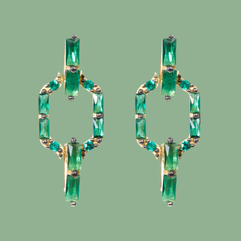 LIAM EARRINGS IN EMERALD