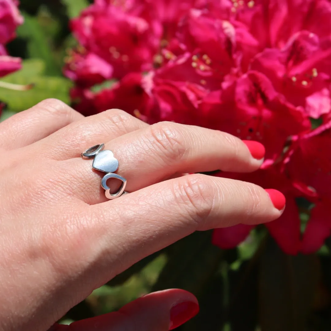 Love Goes Round Ring