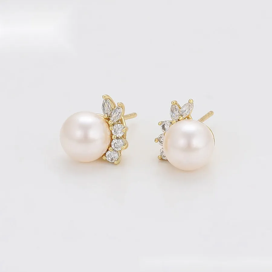 Luminous Leaf Studs