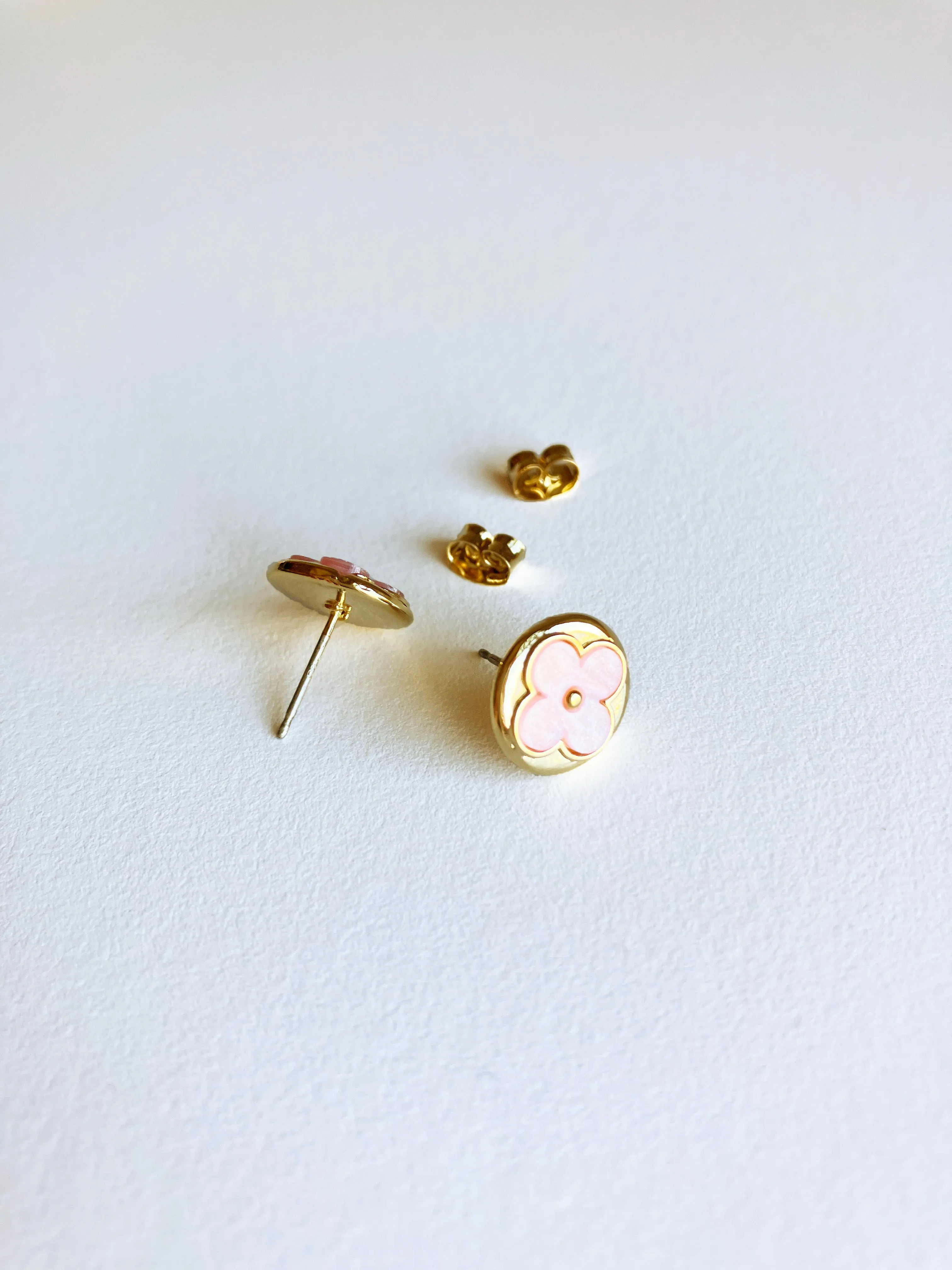 Pink Mother of Pearl Moonflower Earrings