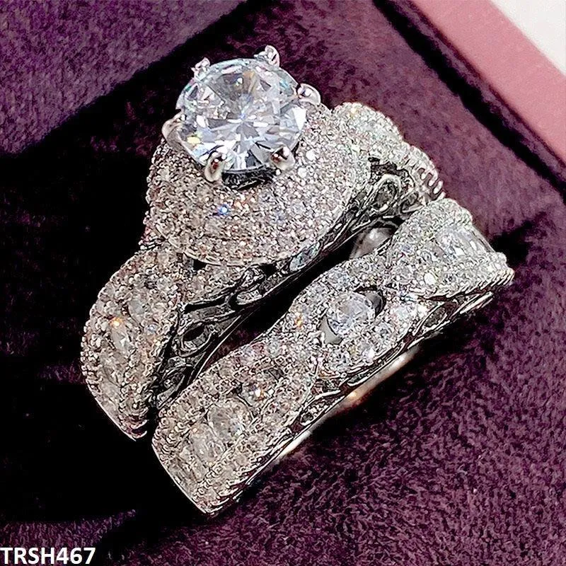 Queen Throne Zircon Rings