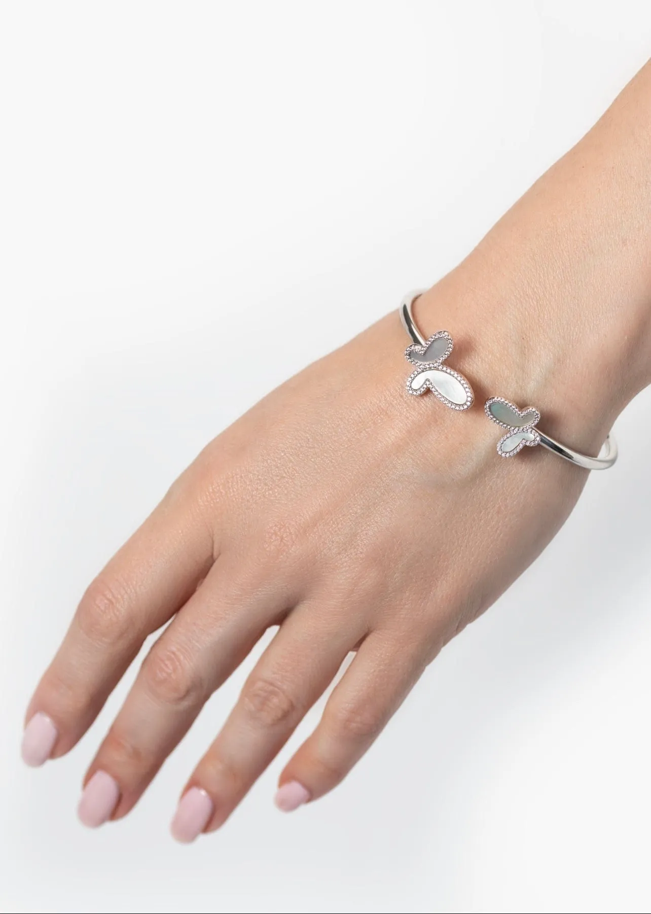 Silver bracelet  with two mother of pearl butterfly
