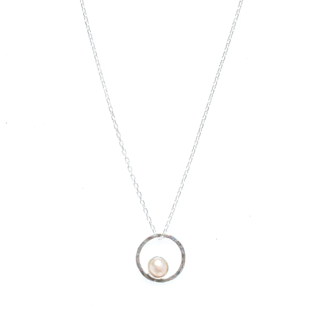 Sunset Swirls Pearl Necklace Silver