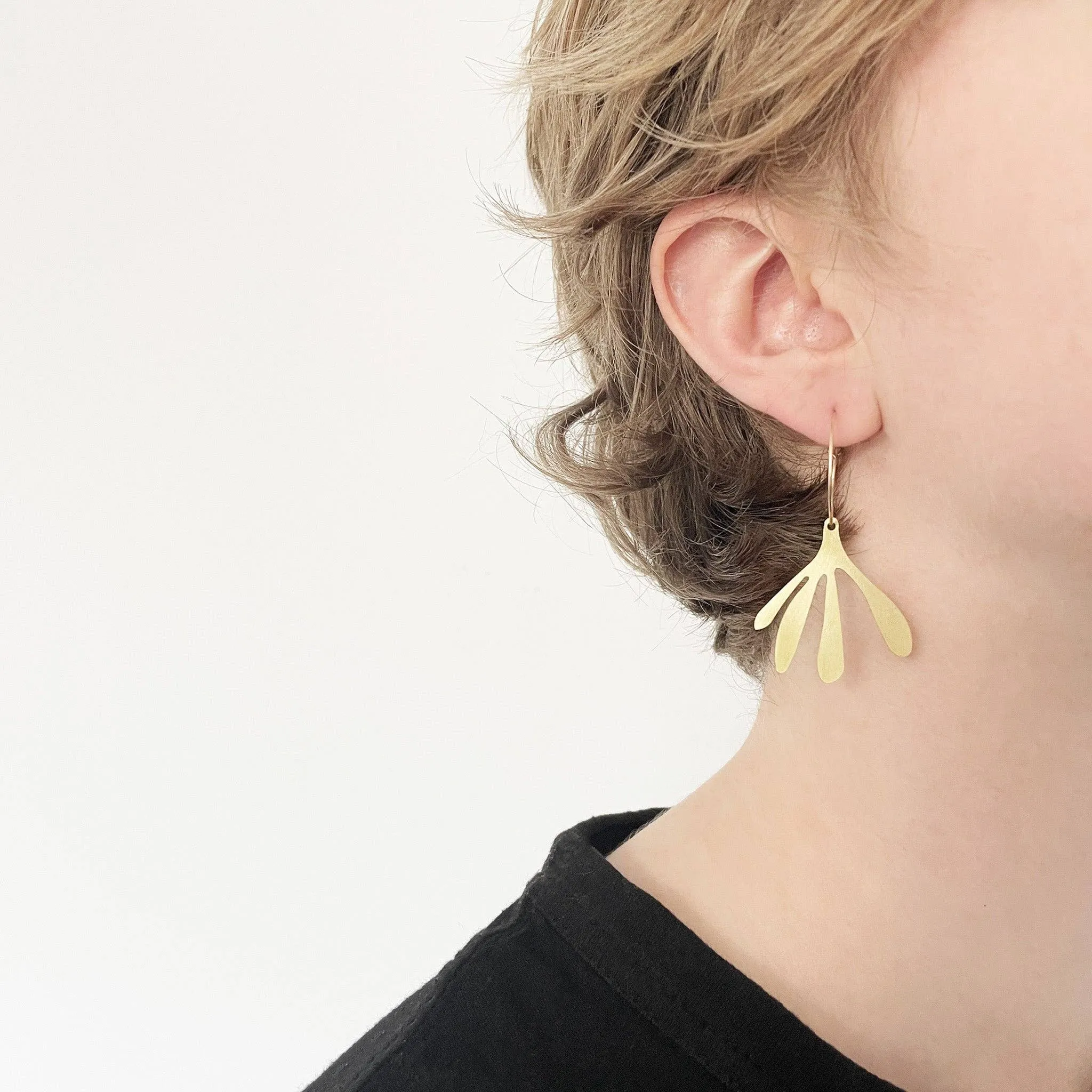 Tom Pigeon : Brass Arame Earrings