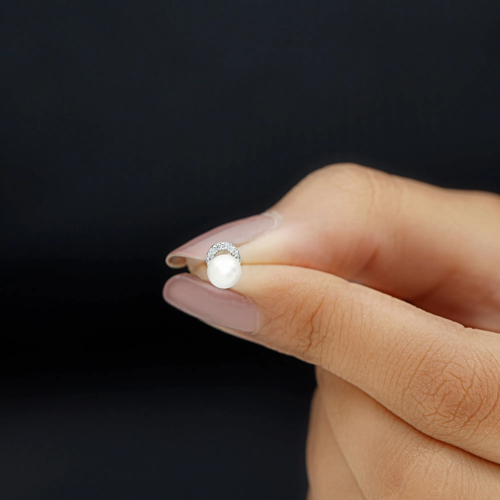 Unique Freshwater Pearl Solitaire Helix Earring with Diamond