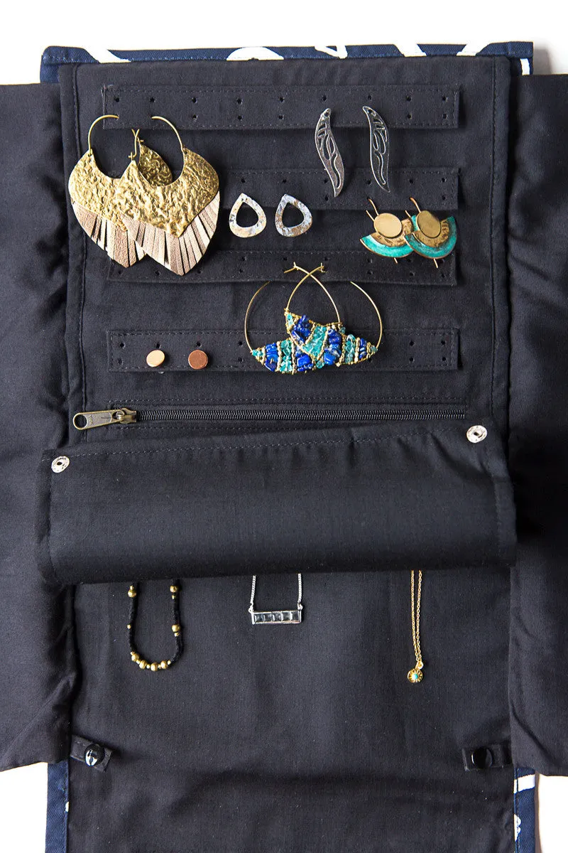 Wayfarer Jewelry Roll