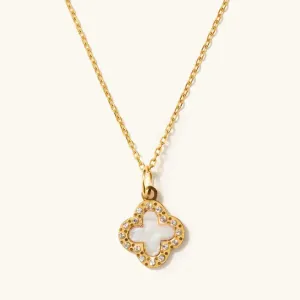 White Flora Necklace